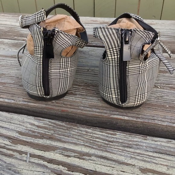 Torrid Plaid Triple Buckle 
Women’s Flats Size 9 W - Picture 8 of 8